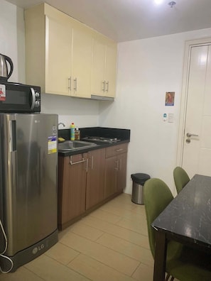 公寓 | 私人厨房 | 冰箱、微波炉、炉灶、电饭煲