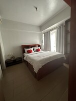 Basic Apartment, 1 Queen Bed | 1 bedroom, free WiFi