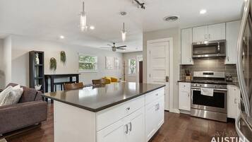 Coffee/tea maker, microwave, oven, stovetop