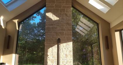 Exceptional New Beautiful House in Trossachs Loch Lomond National P. Brig O Turk