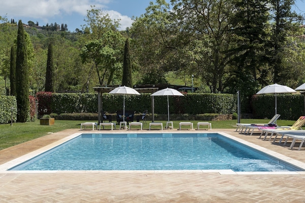 Holiday Home Swimming Pool