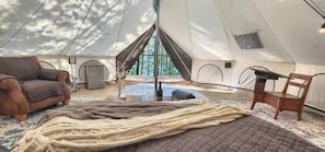 WiFi, bed sheets - Island Glamping w/ Boat, HotTub and Pet Friendly (Greig)