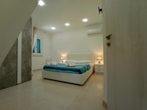 2 soverom, strykejern/-brett, wi-fi og sengetøy