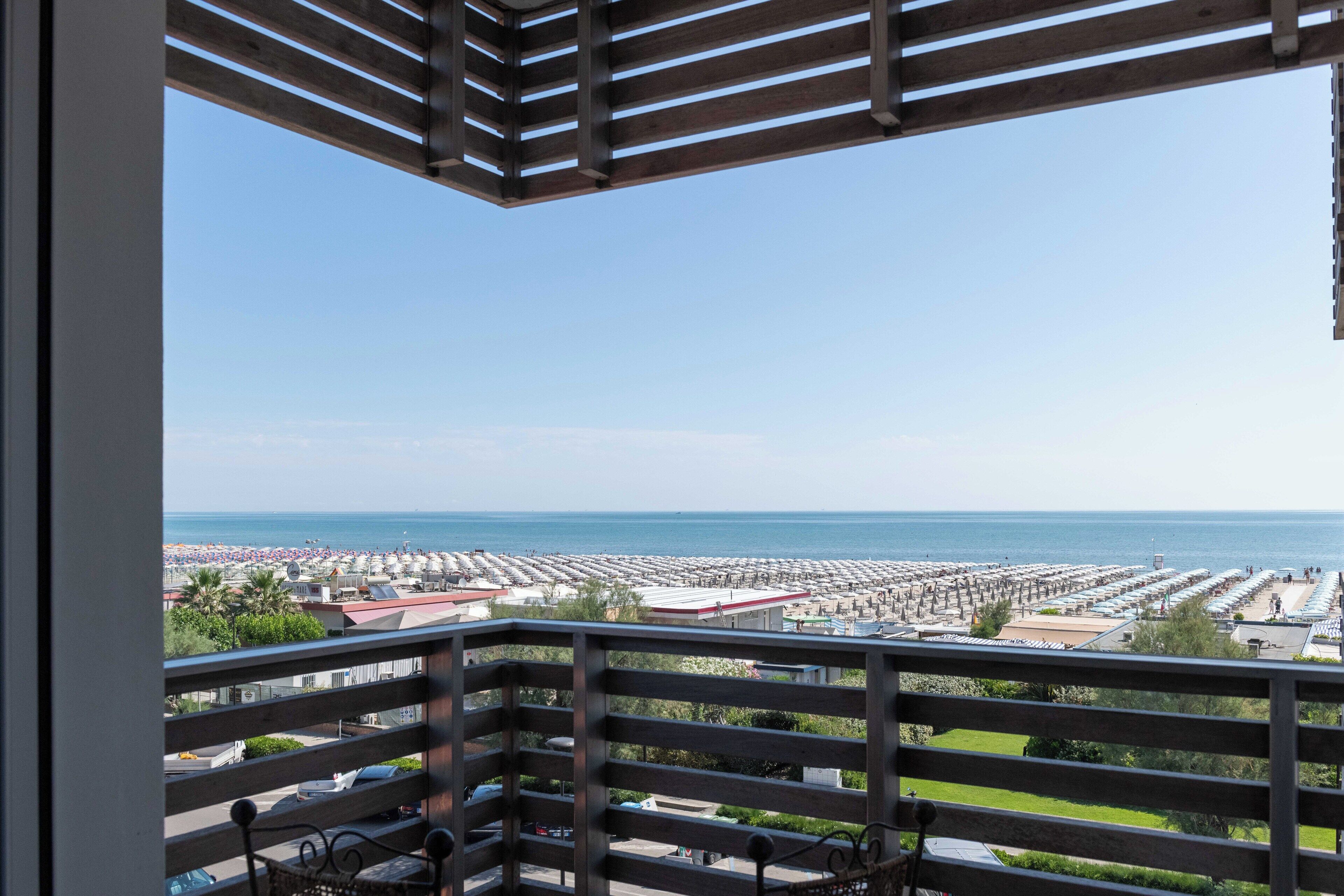 Tripla Luxury | Vista dalla camera