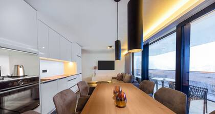 Apartment in Bramberg with Mountain Views