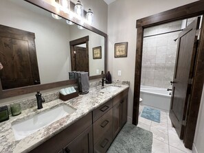 Haartrockner, Handtücher