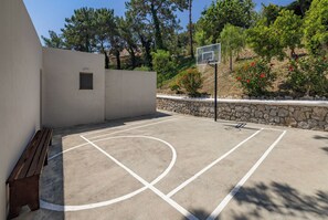 Sports court - Aegean View Estate Villa in Faliraki (Faliraki)