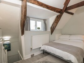 2 多间卧室、特色装 修、特色家居、免费 WiFi