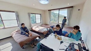 1 camera, una scrivania, ferro/asse da stiro, Wi-Fi gratuito