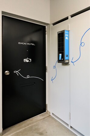 Interior - picture book hotel - picture book hotel / Nara Nara (Nara)