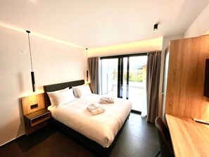 1 habitación, wifi y ropa de cama