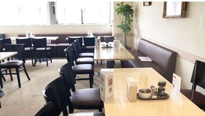 Dining - Twin room Smoking Room without meals plan Don / Mihara Hiroshima (Mihara)