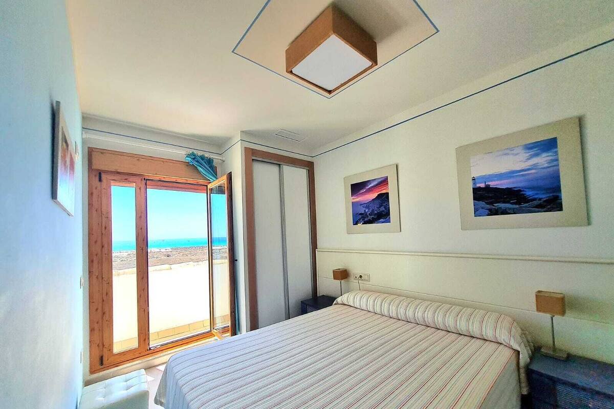 Studio Suite có tầm nhìn toàn cảnh, 1 giường đôi và sofa giường, quang cảnh biển | Bộ đồ giường cao cấp, truy cập Internet không dây miễn phí
