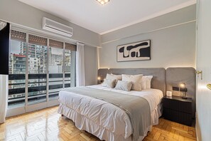 2 bedrooms, desk, iron/ironing board, free WiFi