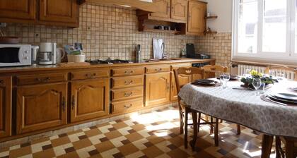 Charming Rural Retreat: Modern Comfort in Historic Challet