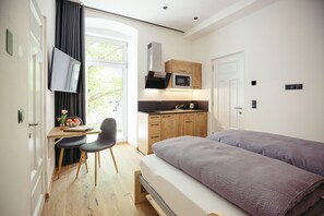 Free WiFi, bed sheets