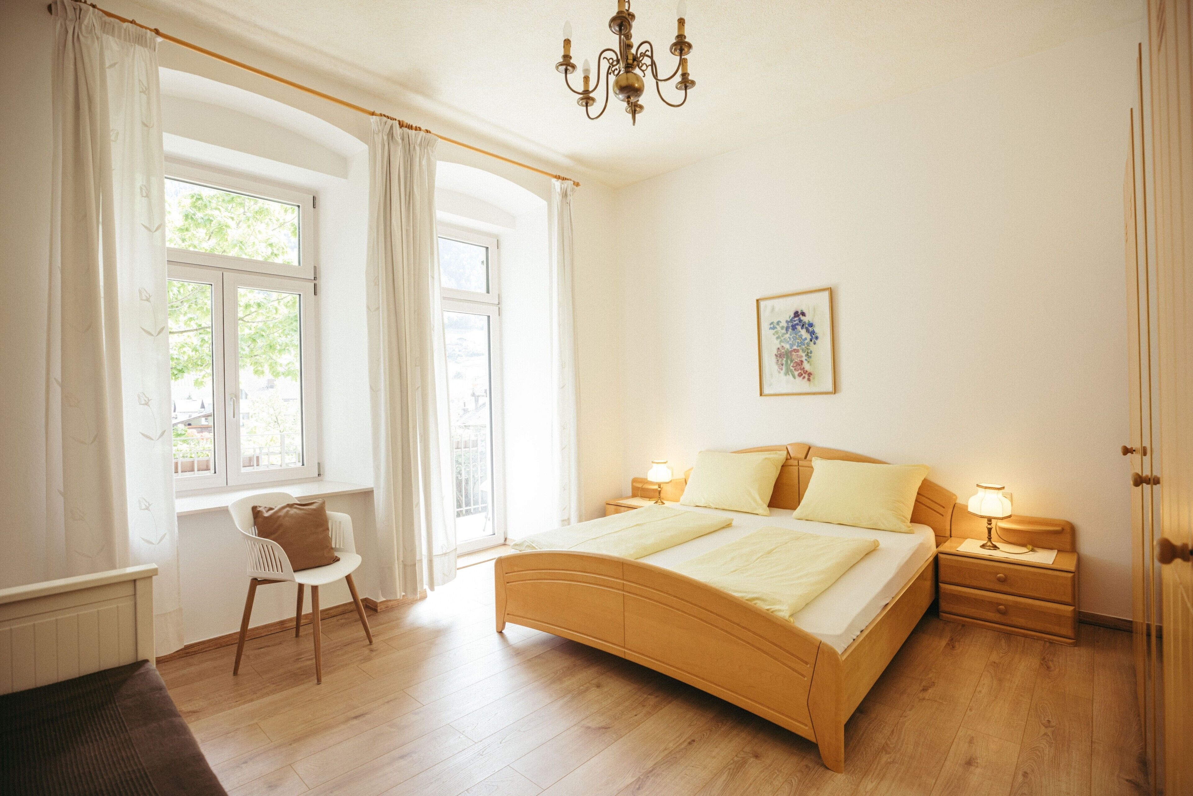 1 多间卧室、熨斗/熨衣板、免费 WiFi、床单