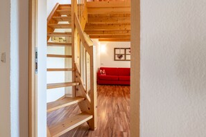 Interior - Apartment 'Solerhof Romantik' with Mountain View, Shared Garden and Wi-Fi (Laion)