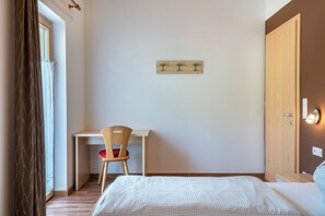 2 camere, ferro/asse da stiro, Wi-Fi gratuito, lenzuola