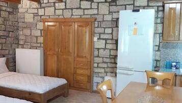 Fer et planche Ă repasser, Wi-Fi gratuit, draps fournis