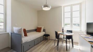 Wi-Fi gratuit, draps fournis