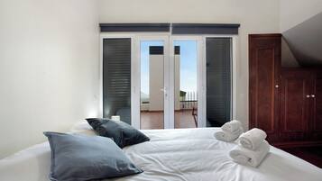 2 habitaciones, tabla de planchar con plancha y wifi gratis