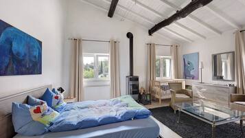 2 chambres, fer et planche Ă repasser, Wi-Fi gratuit, draps fournis