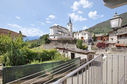 Apartment 'Casa Elisa' with Mountain View, Balcony and Wi-Fi