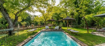 Villa 'Plein Coeur Du Luberon' with Private Pool, Private Terrace and Wi-Fi
