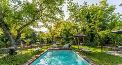 Villa 'Plein Coeur Du Luberon' avec piscine privée, terrasse privée et Wi-Fi