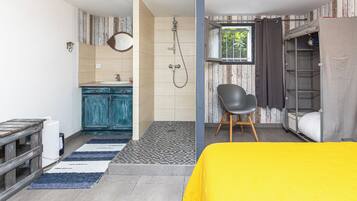 1 camera, ferro/asse da stiro, Wi-Fi gratuito