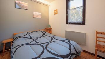 2 Schlafzimmer, Bügeleisen/Bügelbrett, WLAN, Bettwäsche