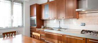 Apartment 'Le Vele' with Sea View, Shared Garden and Balcony