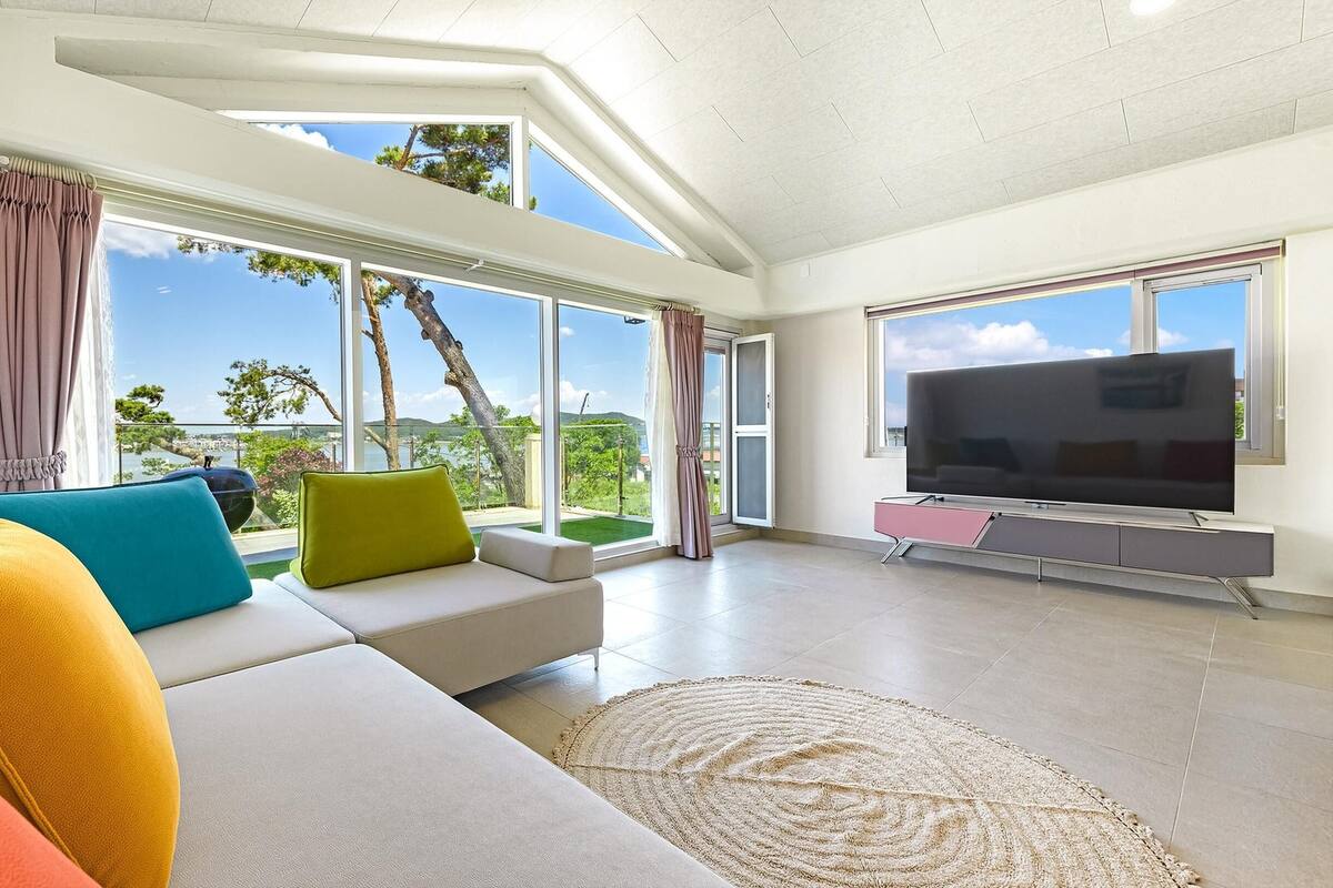 Habitación básica, 2 habitaciones (Mare  private house) | 1 dormitorio y wifi gratis