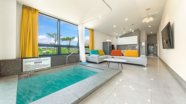 Basic Room, 1 Bedroom (Chojinjin) | 1 bedroom, free WiFi - Ganghwado Mare Seawater Poolvilla (Incheon)