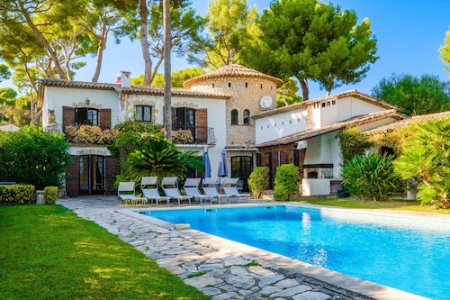 Villa 'Provenzale Clos De Minerve' with Private Pool, Private Terrace, and Wi-Fi