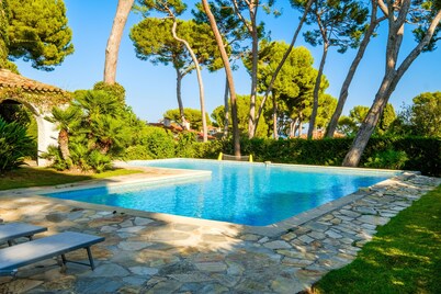 Villa 'Provenzale Clos De Minerve' with Private Pool, Private Terrace, and Wi-Fi