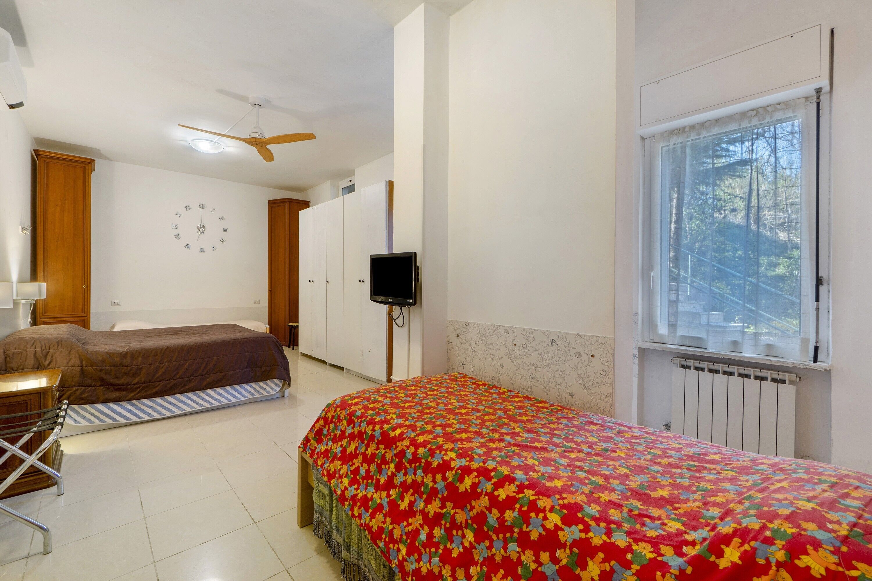 1 bedroom, free WiFi, bed sheets