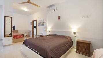 1 habitación, wifi gratis y ropa de cama