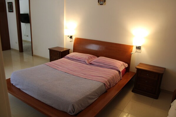 1 Schlafzimmer, kostenloses WLAN, Bettwäsche