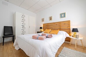 1 bedroom, iron/ironing board, free WiFi, bed sheets