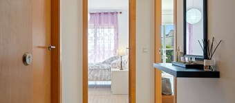 Appartamento 'Home' con balcone, Wi-Fi e aria condizionata