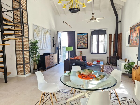 Interior - Historic 1936 Villa Near Pedregalejo Beach, Renovated 2023, Málaga (Málaga)