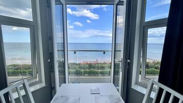 Cottage | Front of property