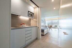 Studio, Sea View | Private kitchenette