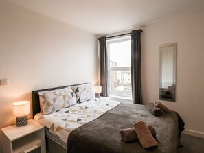 3 ห้องนอน, ห้องพักตกแต่งอย่างมีเอกลักษณ์, ตกแต่งพิเศษโดยเฉพาะ, Wi-Fi ฟรี