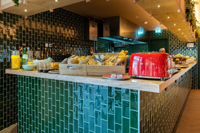 The Editory Garden Porto Hotel