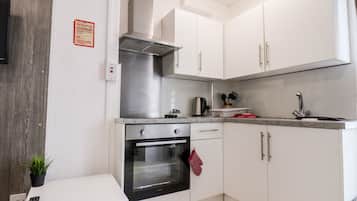 廚房用具/餐具/器皿