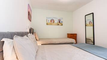 1 bedroom, individually decorated, individually furnished, free WiFi