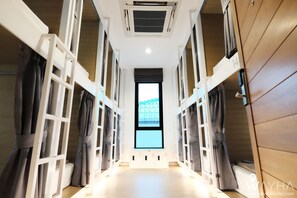 1 bedroom, WiFi, bed sheets - Cozy Capsule Dorms With a Shared Kitchen and a Social Area (Krung Thep Maha Nakhon)